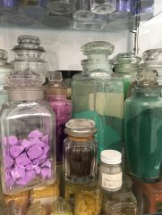 Natural and Syntheticus